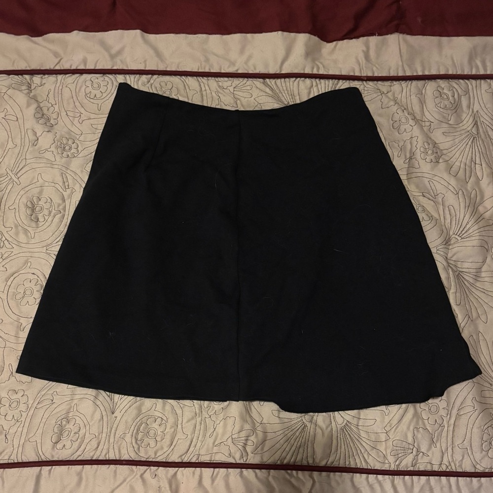 Cute little black skirt